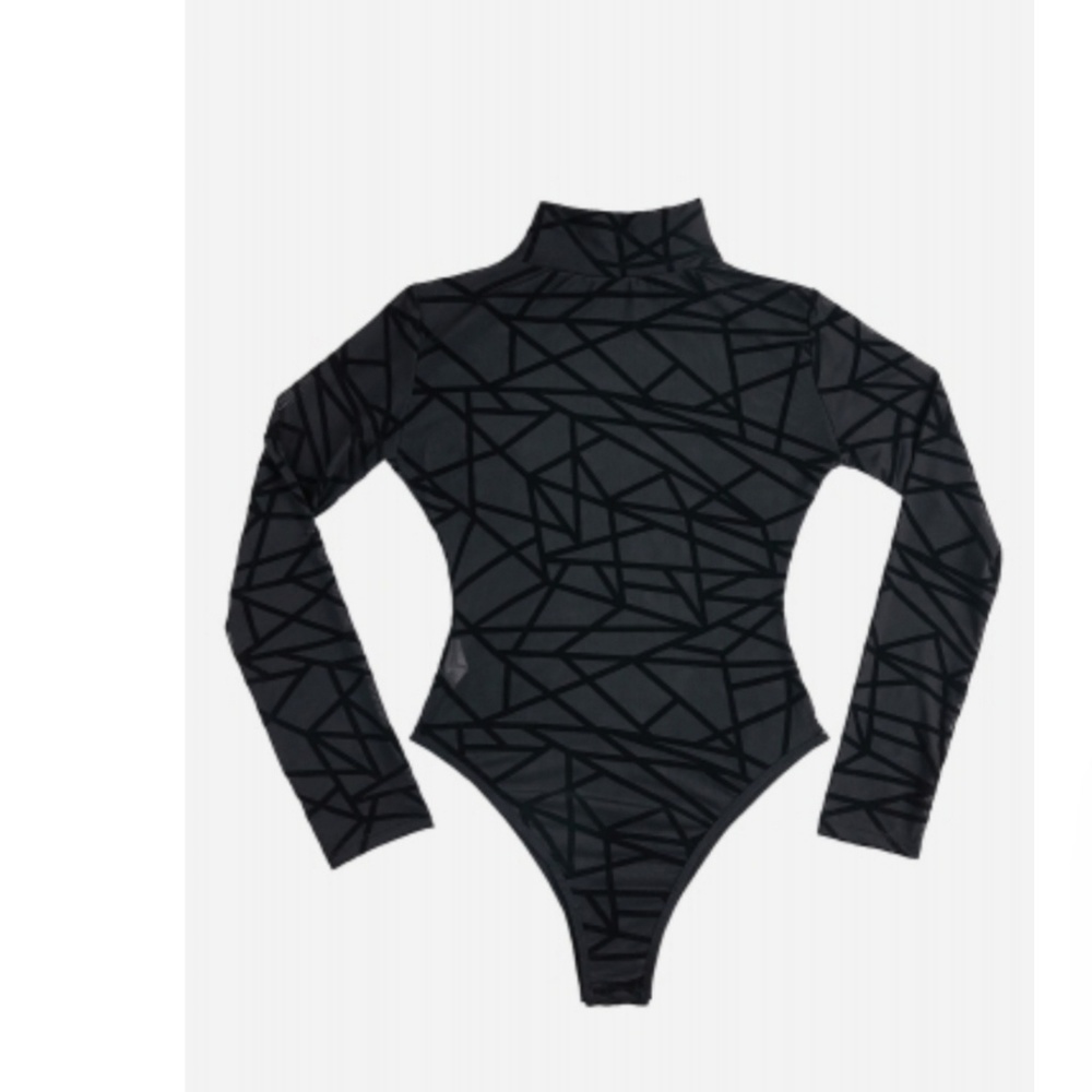 💕(LAST ONE) Black Sheer Geometric Bodysuit - Picture 4 of 4